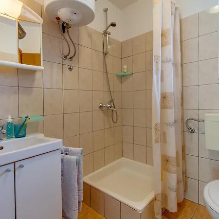 Mira Apartman *